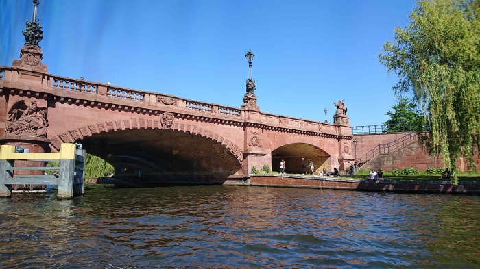 Moltkebrücke
